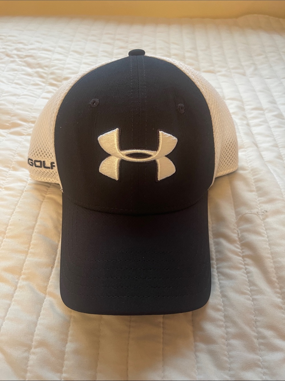 Under Armour Black and White Men’s Performance Mesh Back Hat